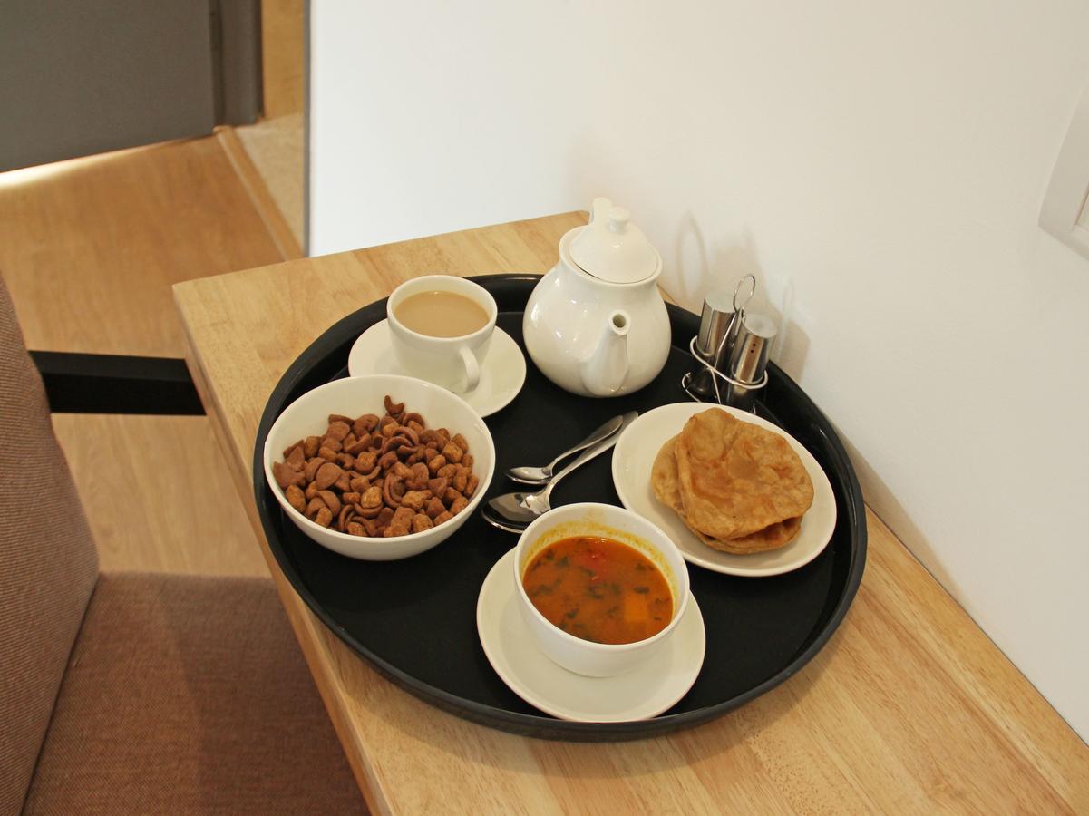 Oyo 10257 Hotel Lotus Park คูร์เคาน์ ภายนอก รูปภาพ