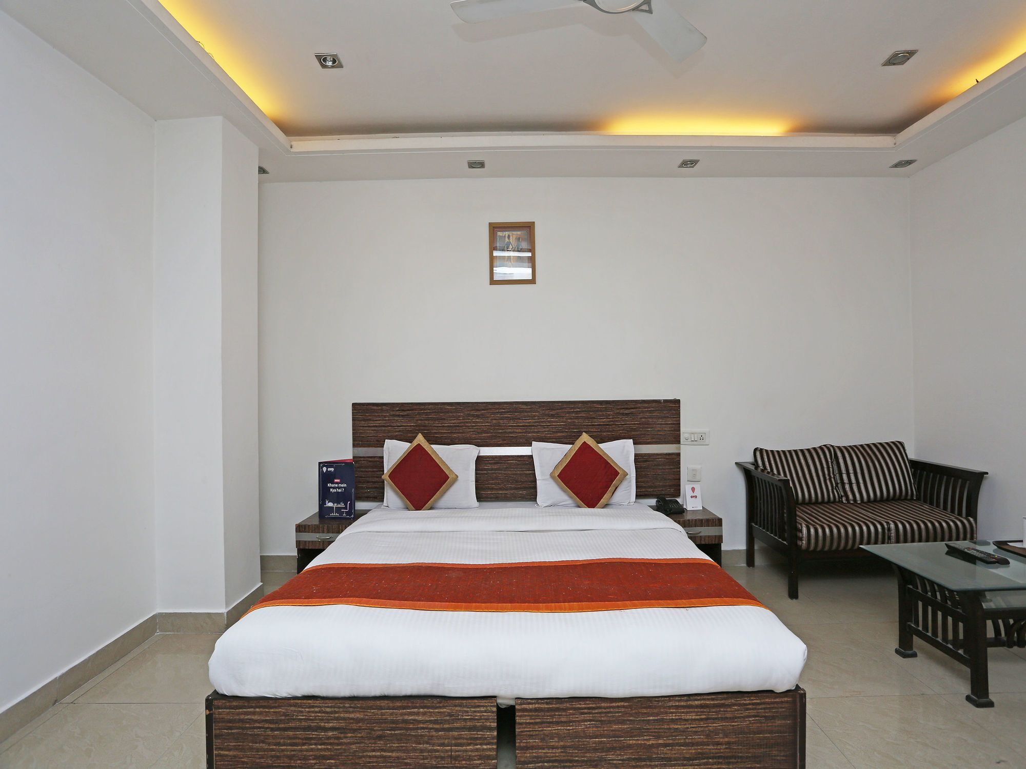Oyo 10257 Hotel Lotus Park คูร์เคาน์ ภายนอก รูปภาพ